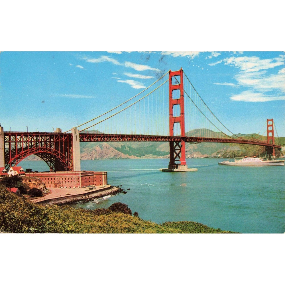Vintage Golden Gate Bridge San Francisco Postcard 1976 Postmark 13c Stamp VG - Picture 1 of 2